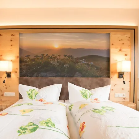 Hotel Garni Sonnenheim Fiss