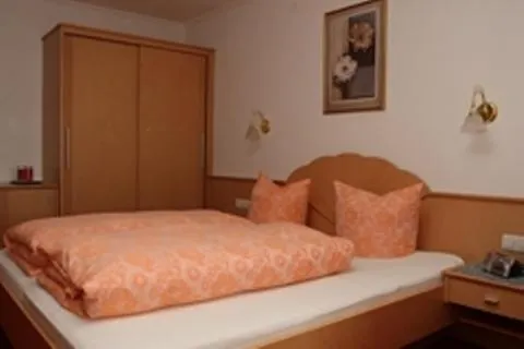 Hotel Garni Sonnenheim Fiss