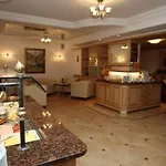 Garni Sonnenheim Hotell Fiss
